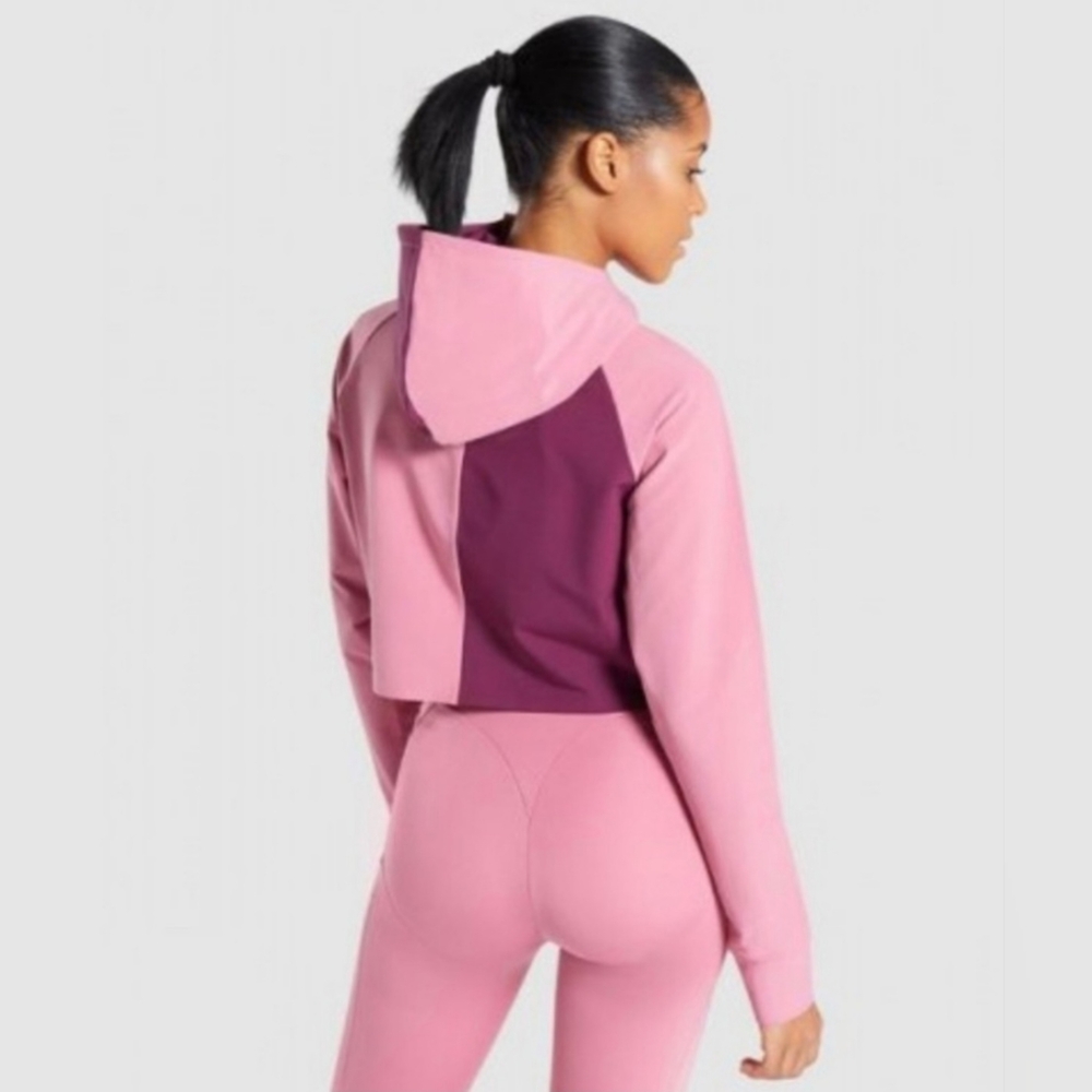 Gymshark Asimetrical Performance Hoodie - Picture 5 of 15